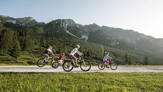 Berge, Rad fahren, Mountainbiking, Stubai Tirol