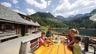 Kinder, See, Berge, Sitzbank, Schladming-Dachstein